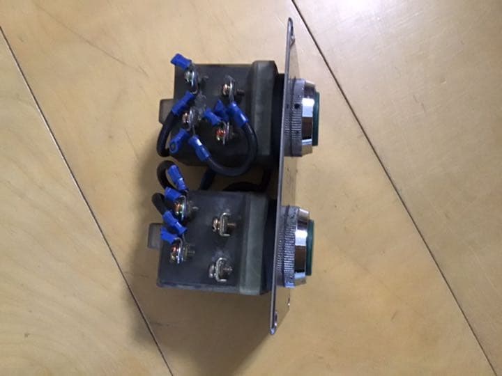 相鉄　7000系　自動窓操作ボタン　廃品　鉄道部品