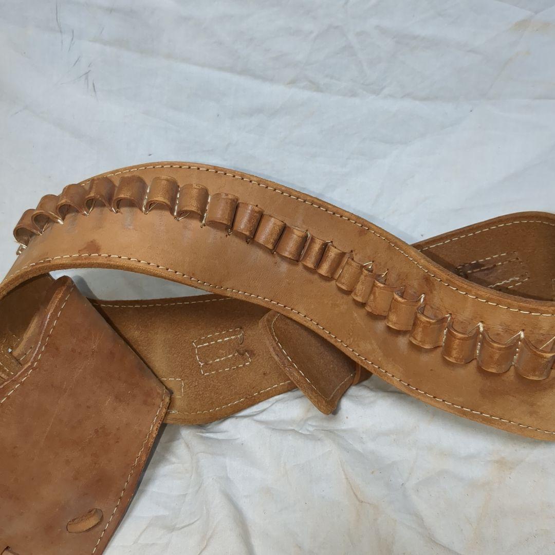 ウエスタンガンベルト　2丁拳銃アキンボスタイル　本革レザーホルスター　saa