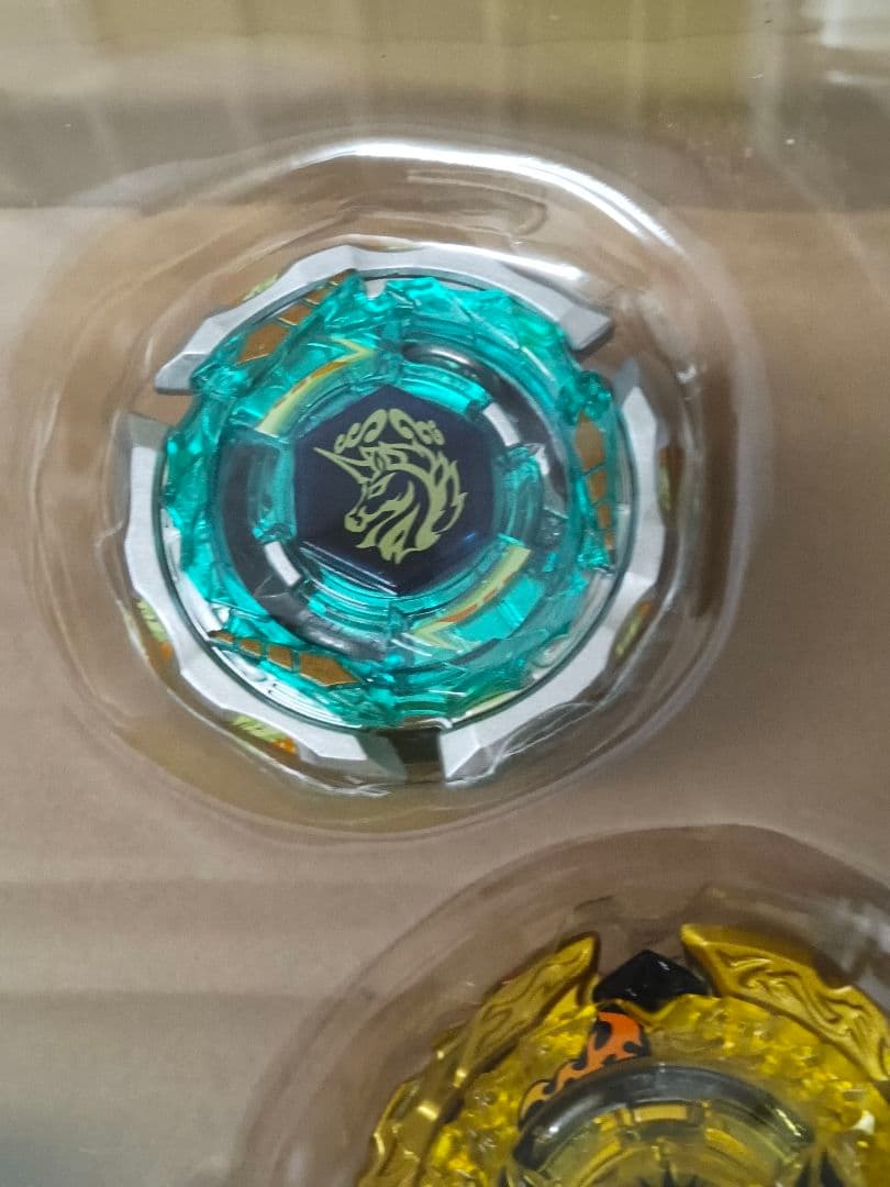 未使用品　メタルファイトベイブレード 2020爆セット b-00セット