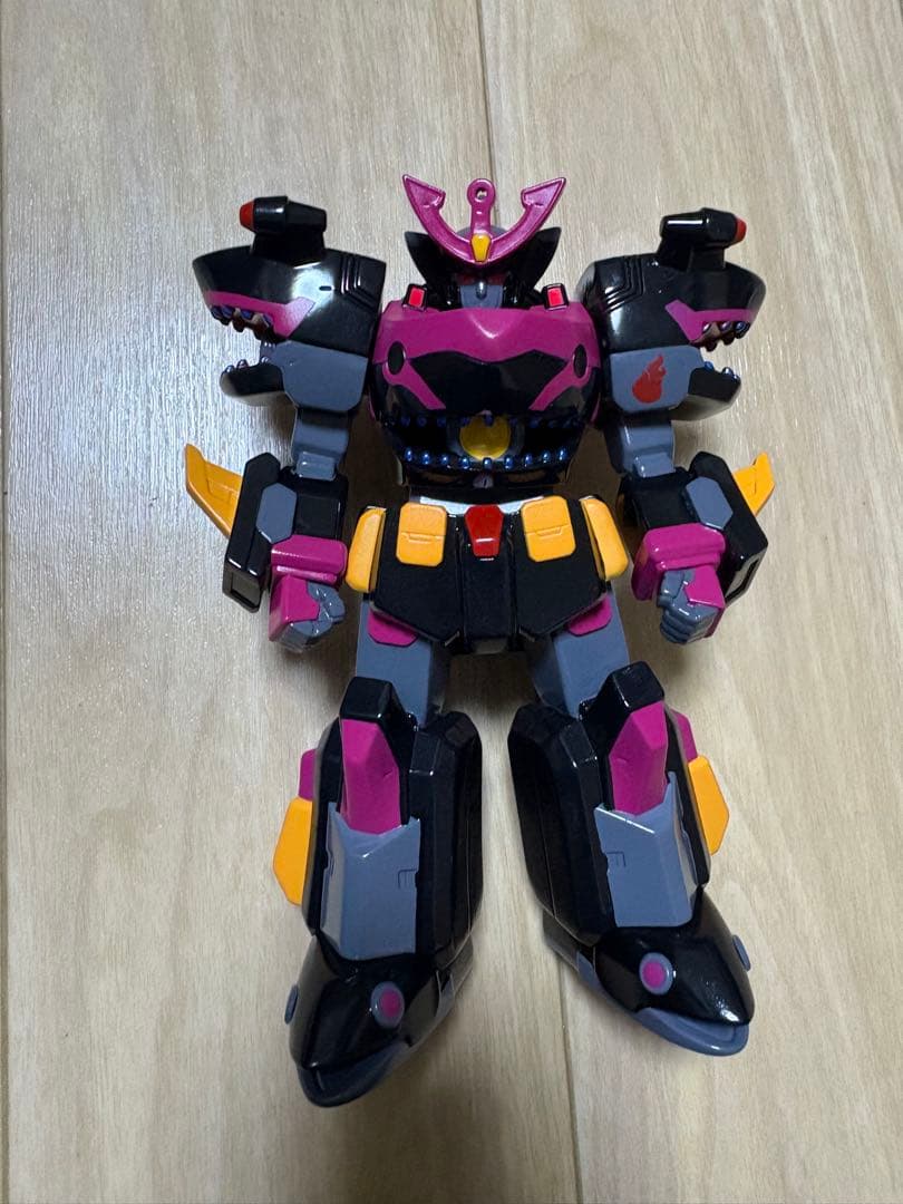 墓場の画廊 シャーク キング カイザー　ソフビ