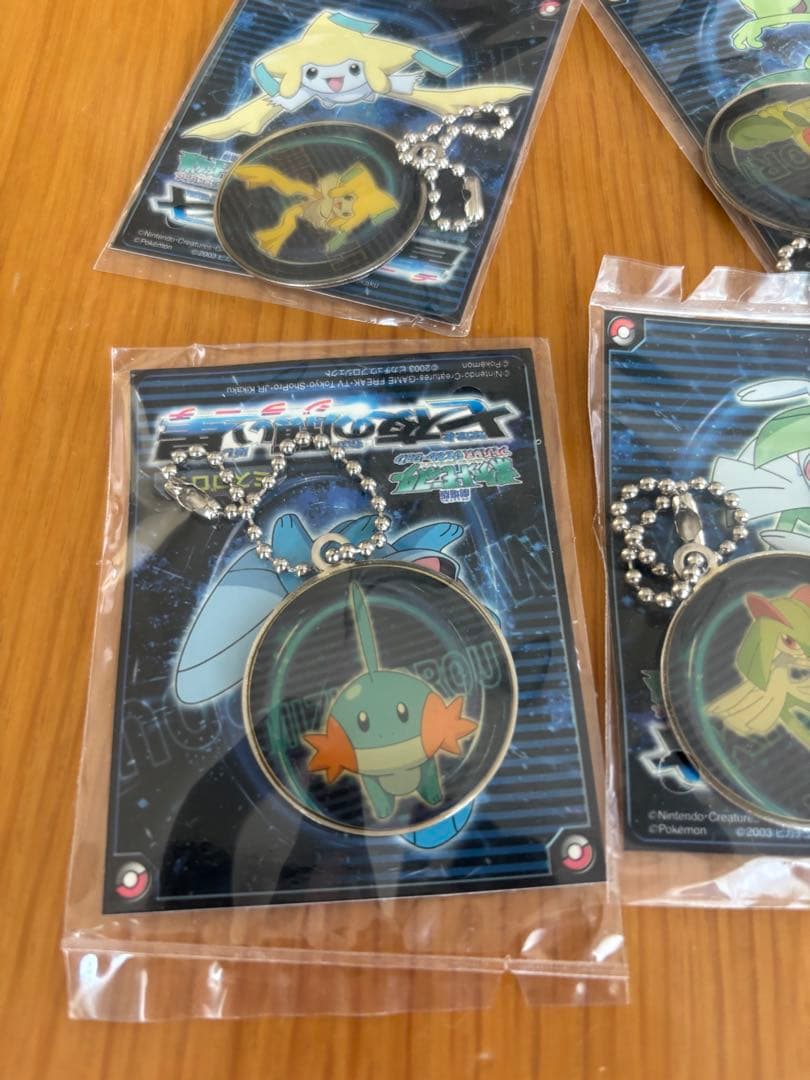 ポケモン アクリルキーホルダー 5個セット　ジラーチ　キモリ　ピカチュウ