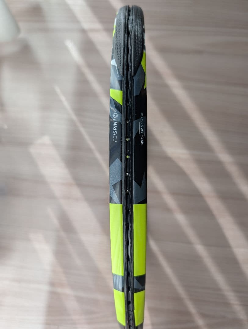 Babolat　ピュアアエロ　2022　G2　100　テニスラケット