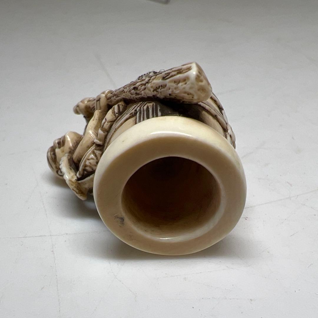 専用　極上鐘に人物根付　12g 東Y8-0203☆2Fトコチ