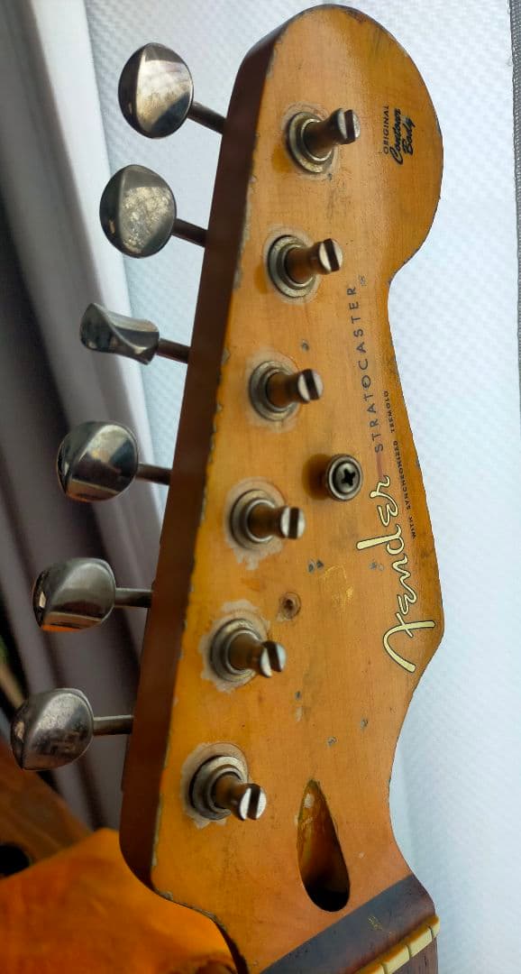 今月迄の出品【ラッカー塗装】ストラトキャスター　ビンテージ ハードレリック