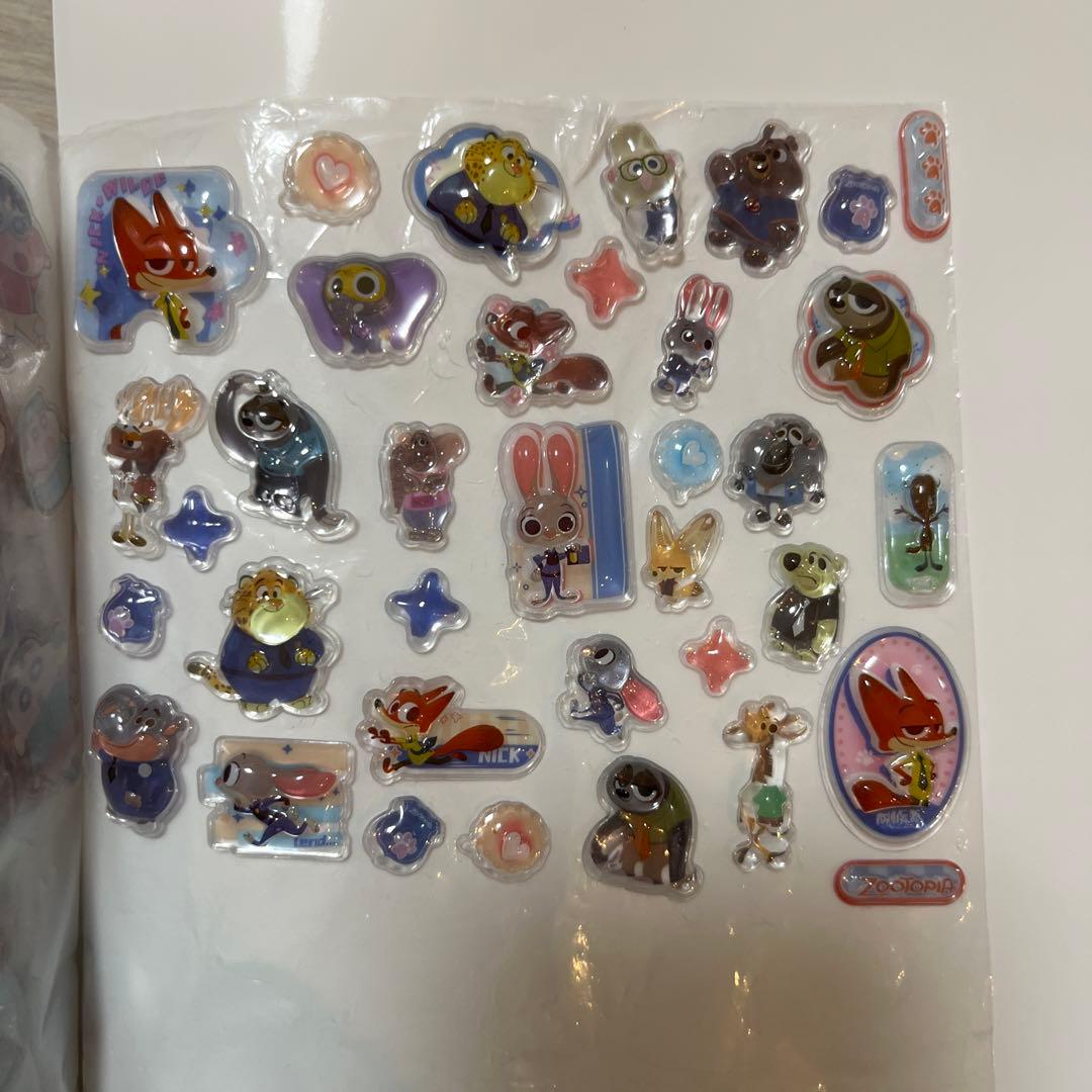 シール帳完成品※ズートピアあり