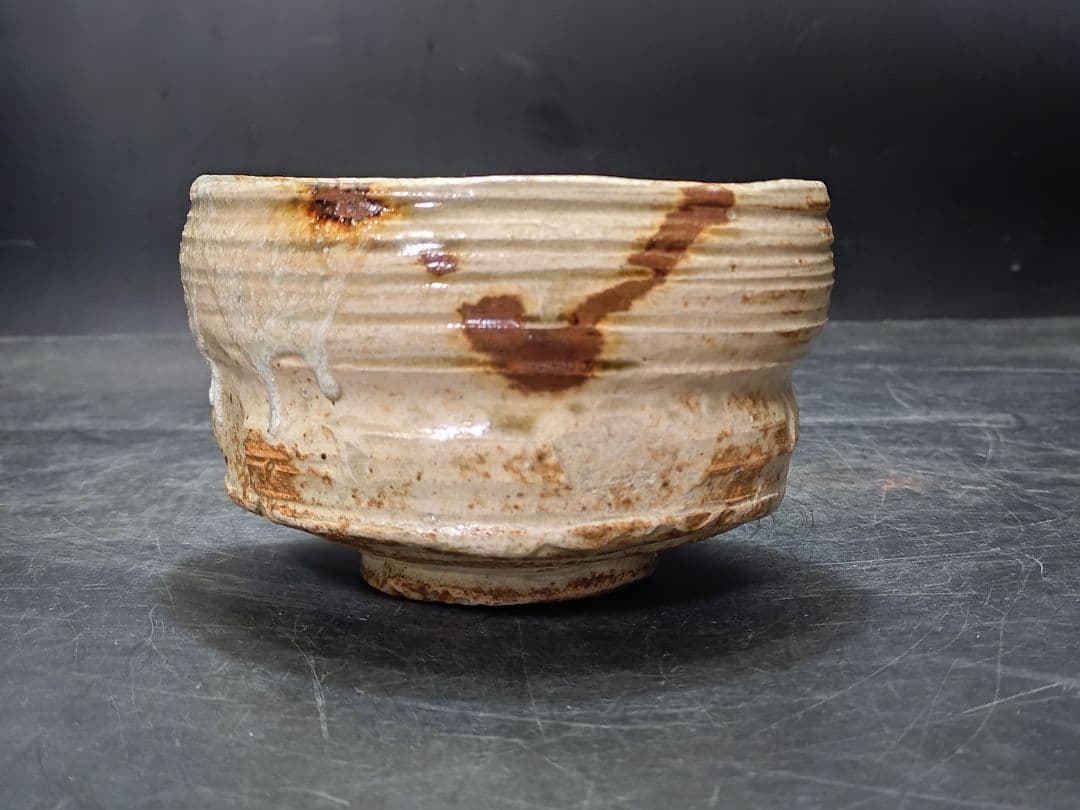 抜群のアガリ!!加藤弥右衛門造　美濃伊賀茶碗　共箱　鵬雲斎宗匠書付　加藤十右衛門