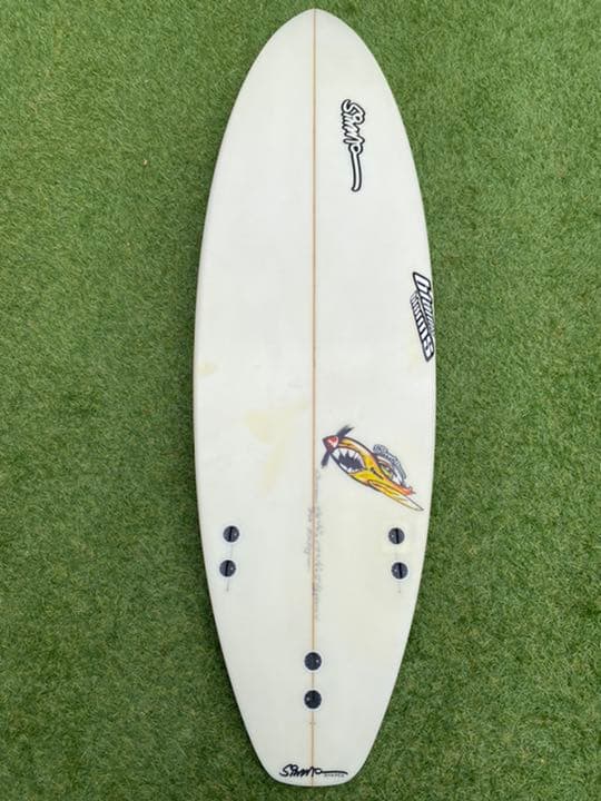 サーフボード　Simmo ハイパフォーマンス　軽い