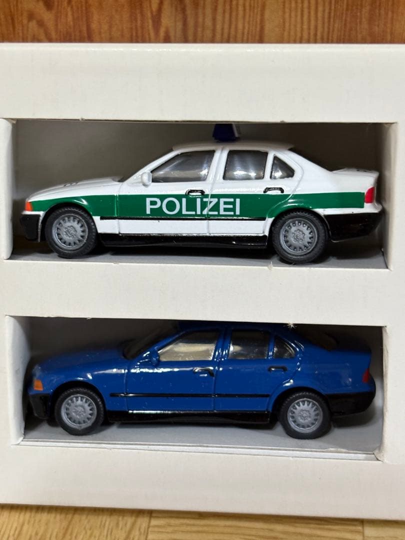  junior Truck E36 ミニカー