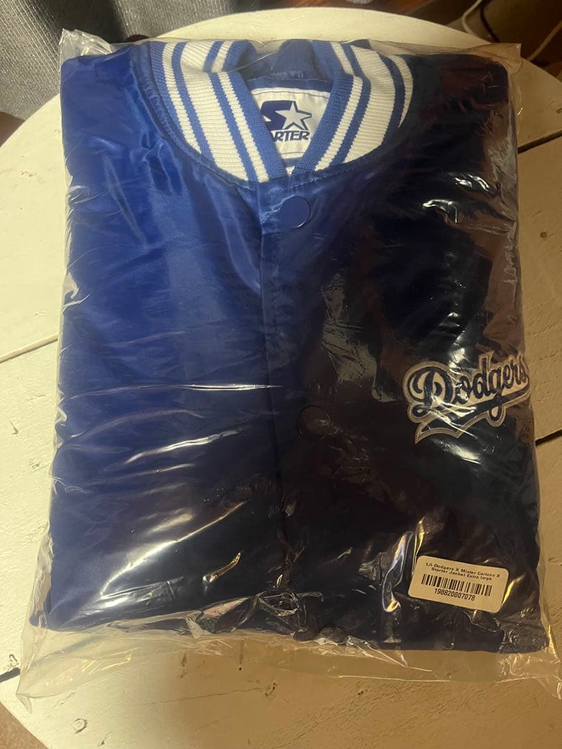 新品未使用　ミスターカートゥーン　ドジャース　スタジャンXL