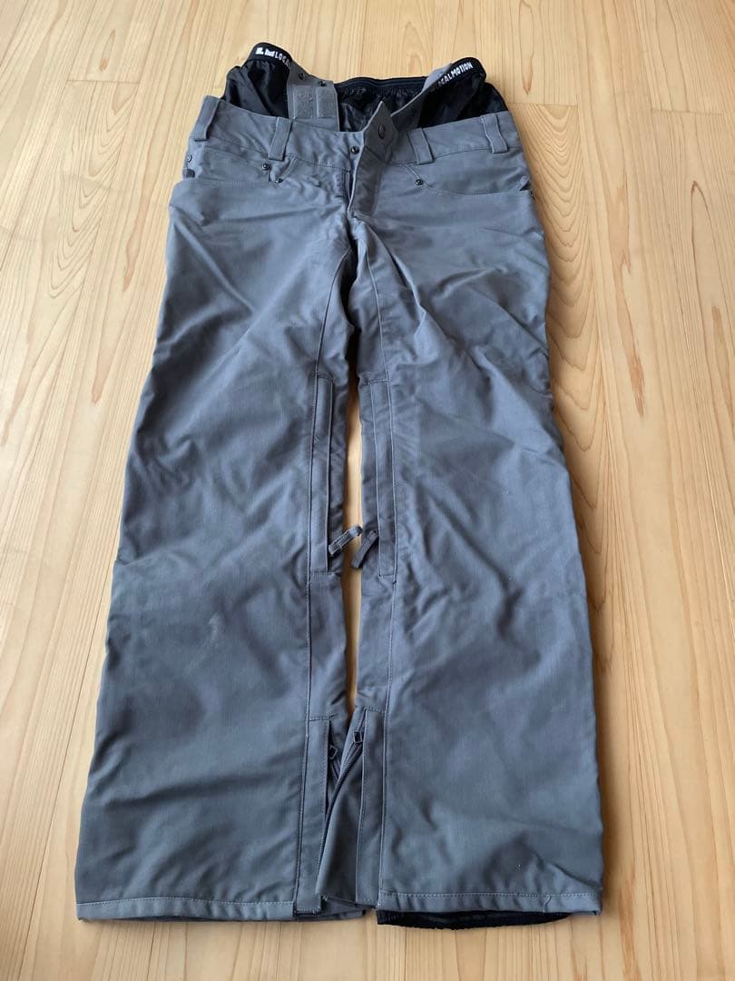 スノーボードレディースウェア