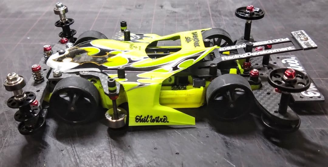 ミニ四駆　完成品　サンダーショット　蛍光イエロー　MSフレキ