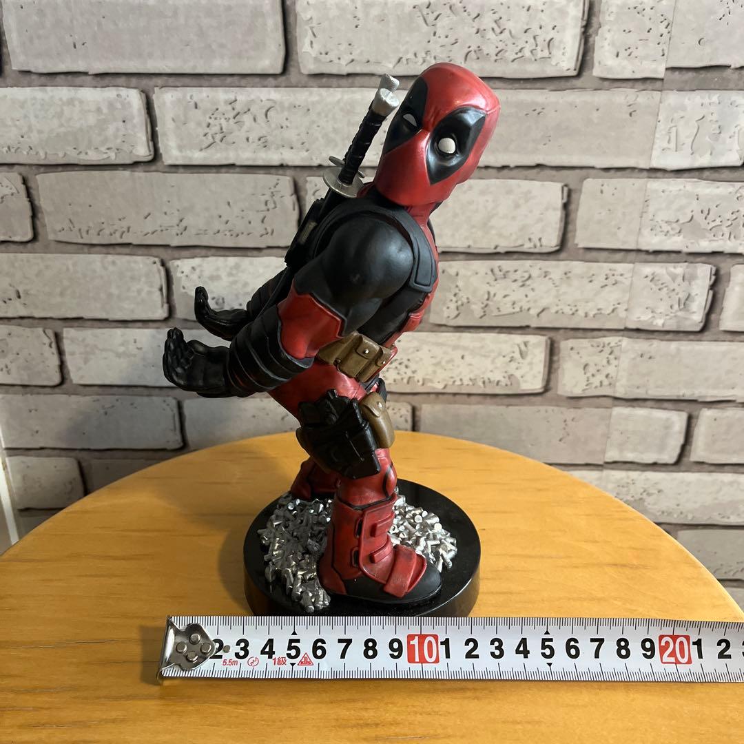 デッドプール　スマホスタンド　コントローラーホルダー