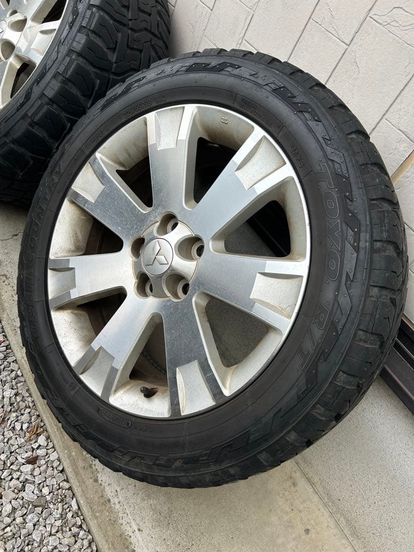 デリカD5 純正　ホイール　タイヤセット　手渡し希望