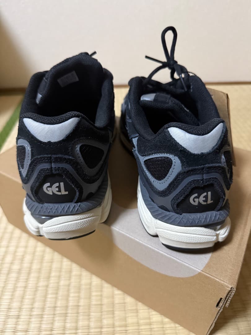 ASICS GEL-NYC ブラック/グレー 27.5cm