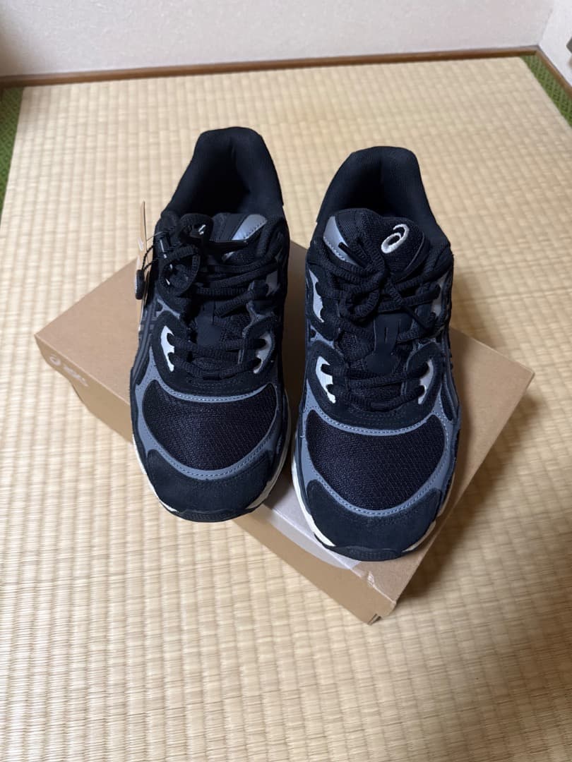 ASICS GEL-NYC ブラック/グレー 27.5cm