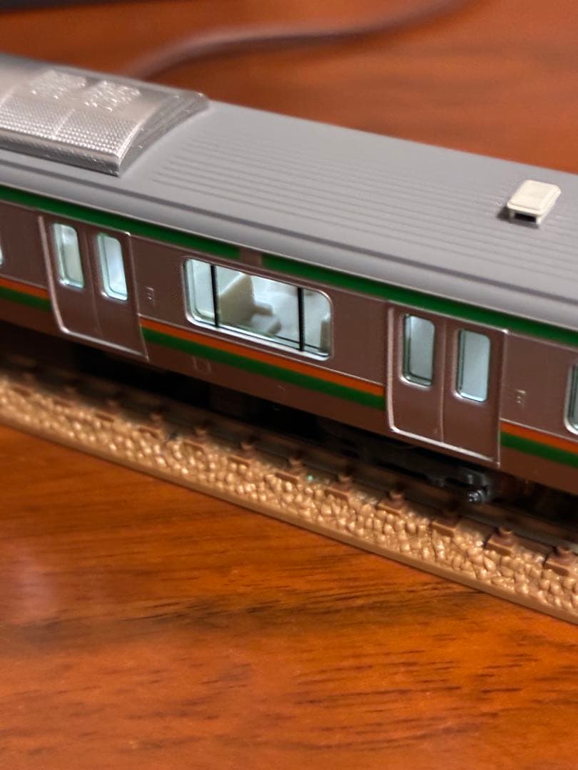 JR E231系8両 kato ライト室内灯点灯確認済