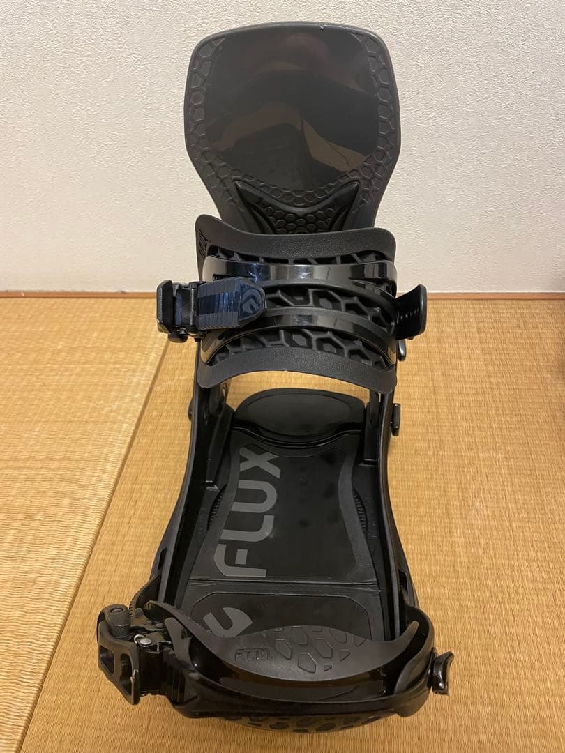 FLUX CV 22/23モデル Lサイズ