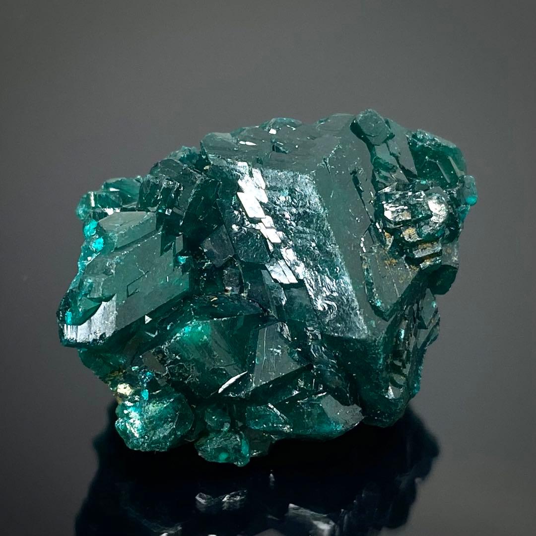 ダイオプテーズ　翠銅鉱　鉱物標本　原石　天然石　ストーン　コンゴ