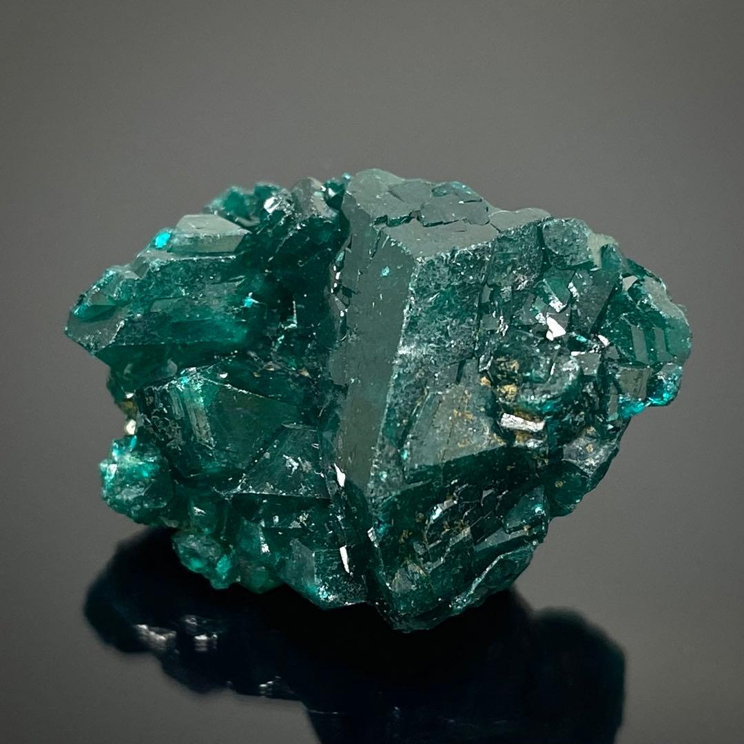 ダイオプテーズ　翠銅鉱　鉱物標本　原石　天然石　ストーン　コンゴ