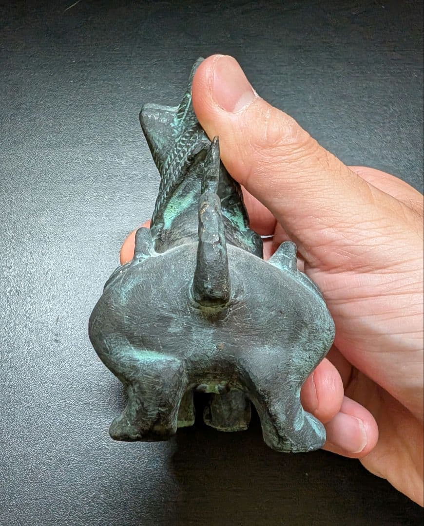 【良品】青銅製　聖獣置物　時代物　骨董アンティーク　麒麟