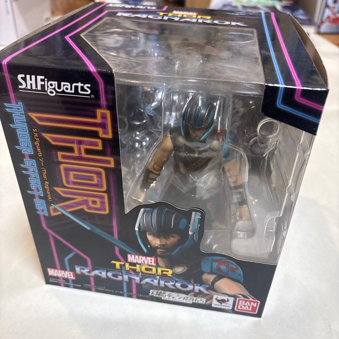 新品未開封　S.H.Figuartsソー (Thor：Ragnarok)