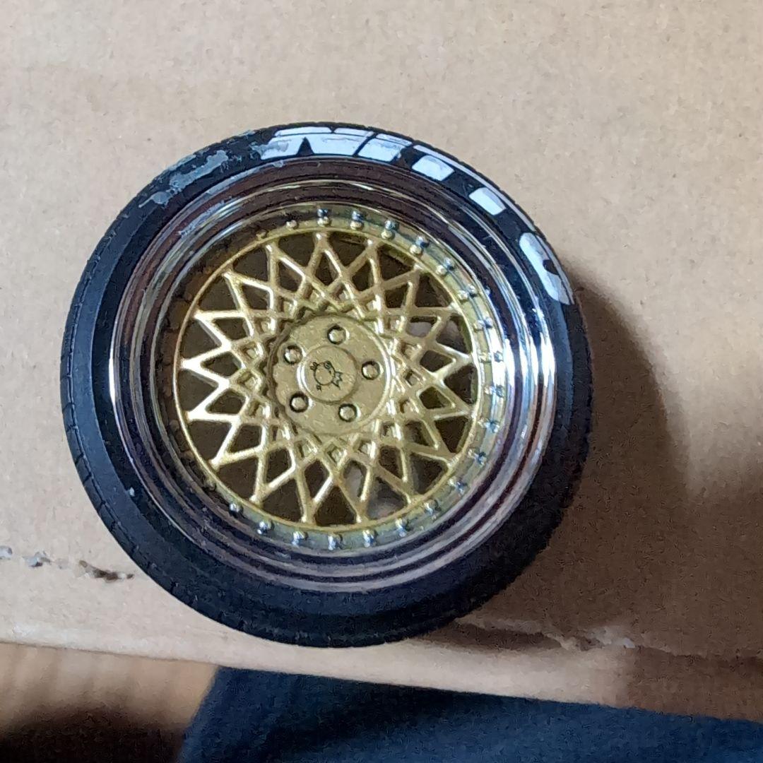 イグニッションモデル　1/18 パンデム86