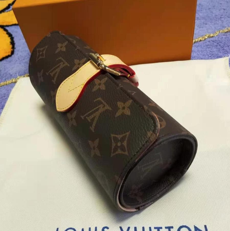 【美品】ルイヴィトンモノグラム エテュイ 3モントルM47530 ウォッチケース