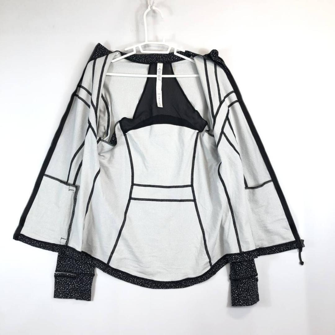 ルルレモン ジップジャケット ブラック 伸縮　ドット柄 12サイズ