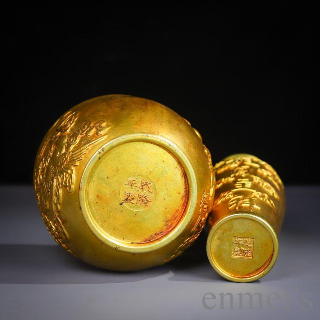 中国古美術 龍鳳文彫刻壺と容器セット 共箱 描金 純銅製 花瓶揃 供養用 置物