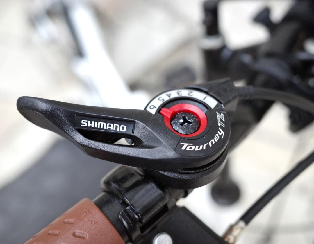 【引き取り限定】GRAPHIS 折りたたみ自転車 白色