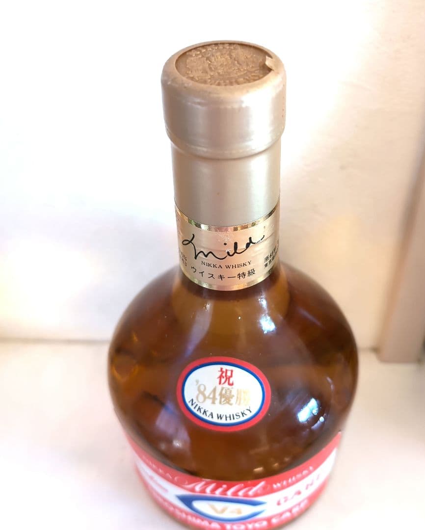 カープ　'84優勝記念ニッカウィスキー