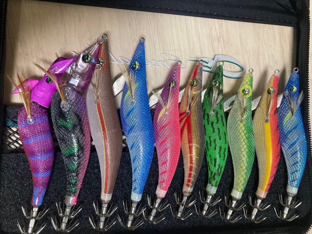 Fumi様 ダイワ エメラルダス アモラス 21本 人気ケースセット