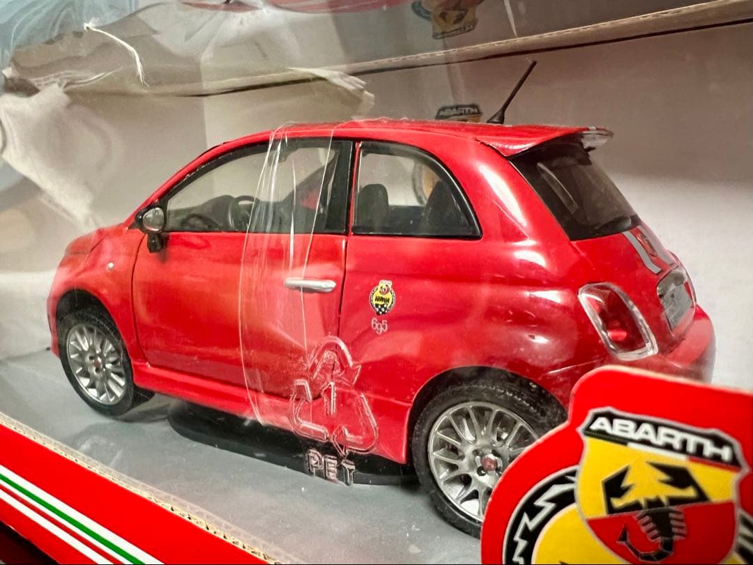 【激レア】 MONDO MOTORS 1/24 ABARTH 695 アバルト