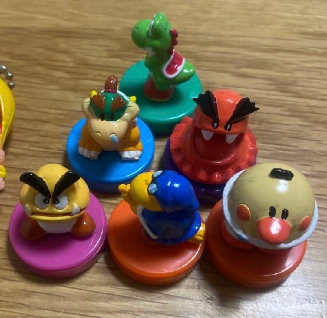 ヨッシーアイランド　ドンキーコング　ガチャ　任天堂　マリオ　人形　フィギュア