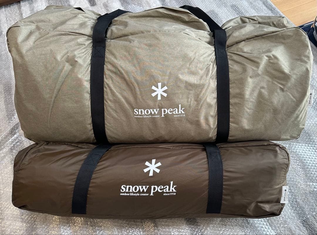 ナ*イ様  peak グランベルク L 新品！