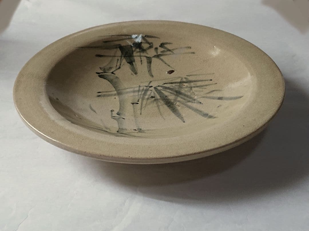 皿(石皿？) 竹絵