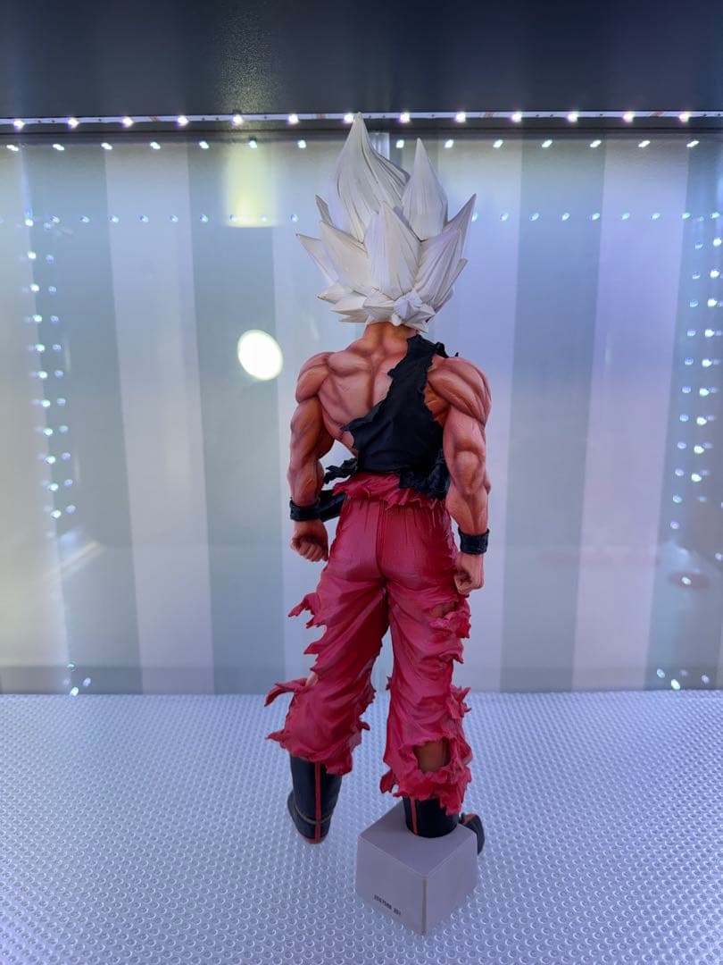 ドラゴンボール SMSP 超サイヤ人 孫悟空 週刊誌 カラー彩色 フィギュア