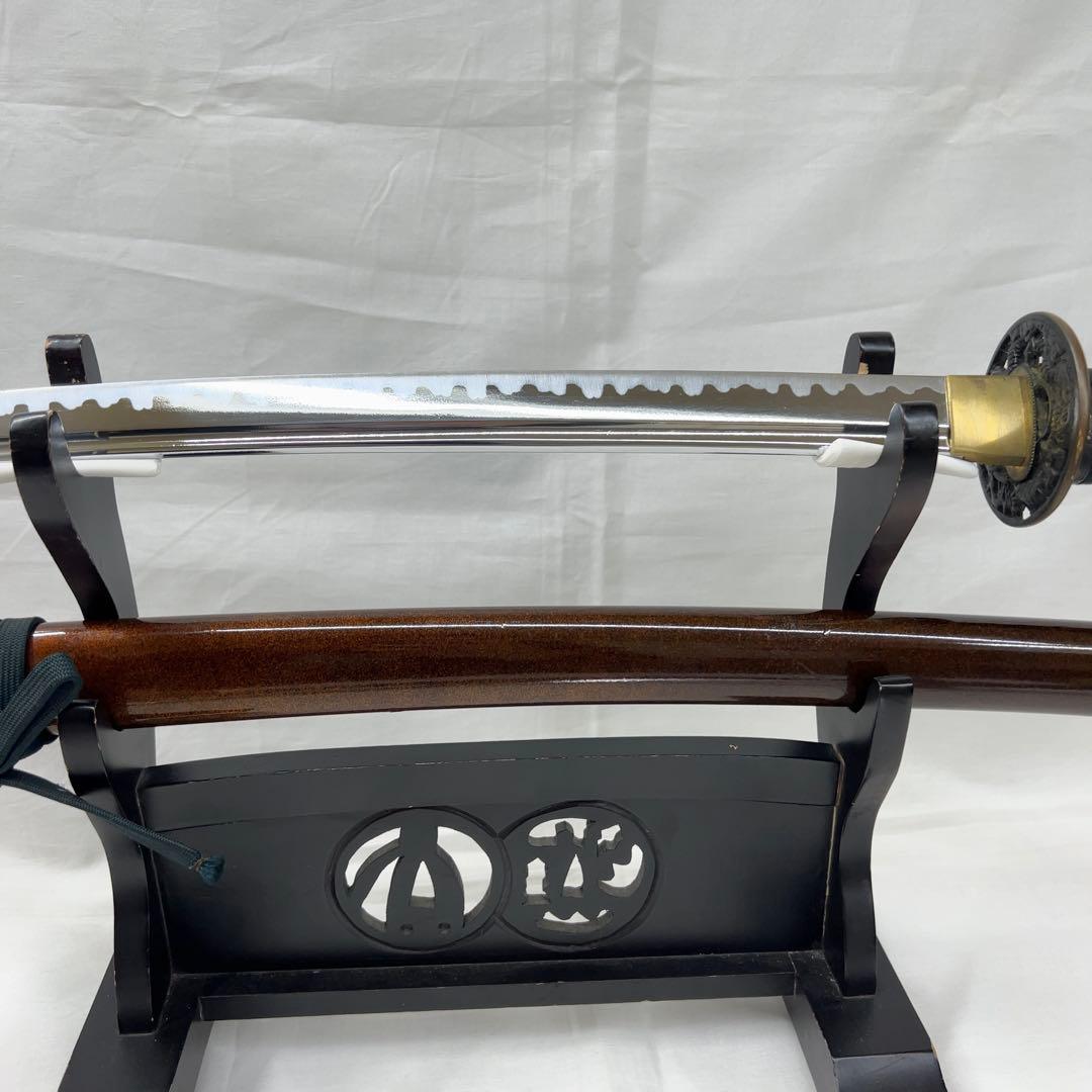 模造刀 二本差し 太刀 脇差 樋入り 龍鍔 透かし 黒鞘 直刃 刃紋 高級