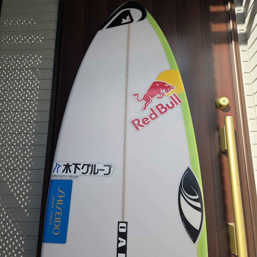 五十嵐カノア本人使用シャープアイサーフボード