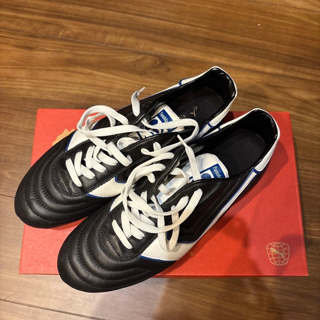 サッカースパイク 28cm パントフォラドーロ　イタリア
