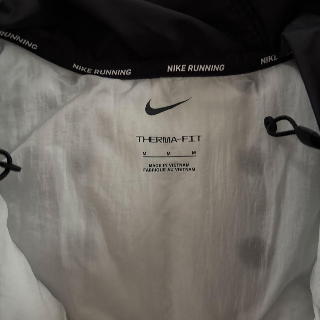 ナイキ　エアロレイヤージャケット　ブラック　M