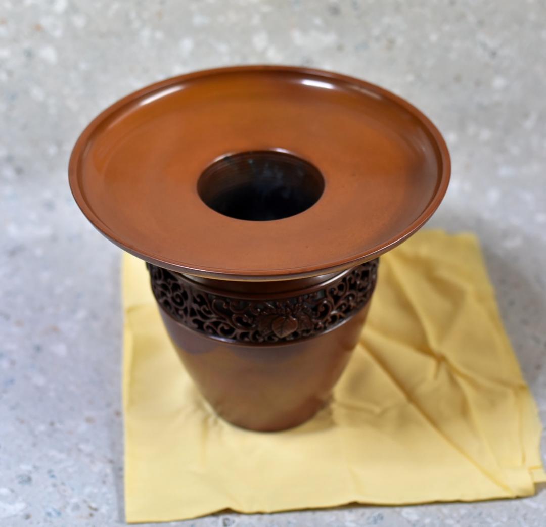 値下げ勝雲造　池坊、唐銅金属　薄葉田、花器　【極上品】花道　共箱