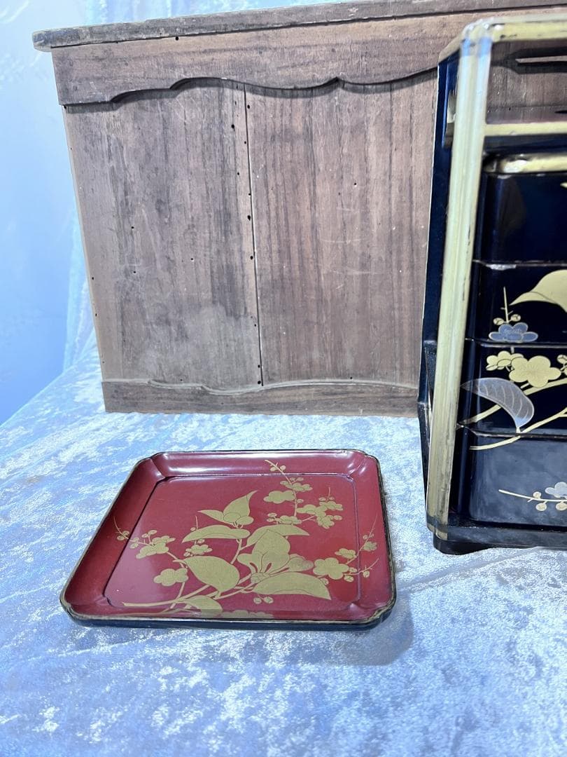 金銀蒔絵　野弁当箱　椿　梅紋 漆器 重箱セット 金箔花模様