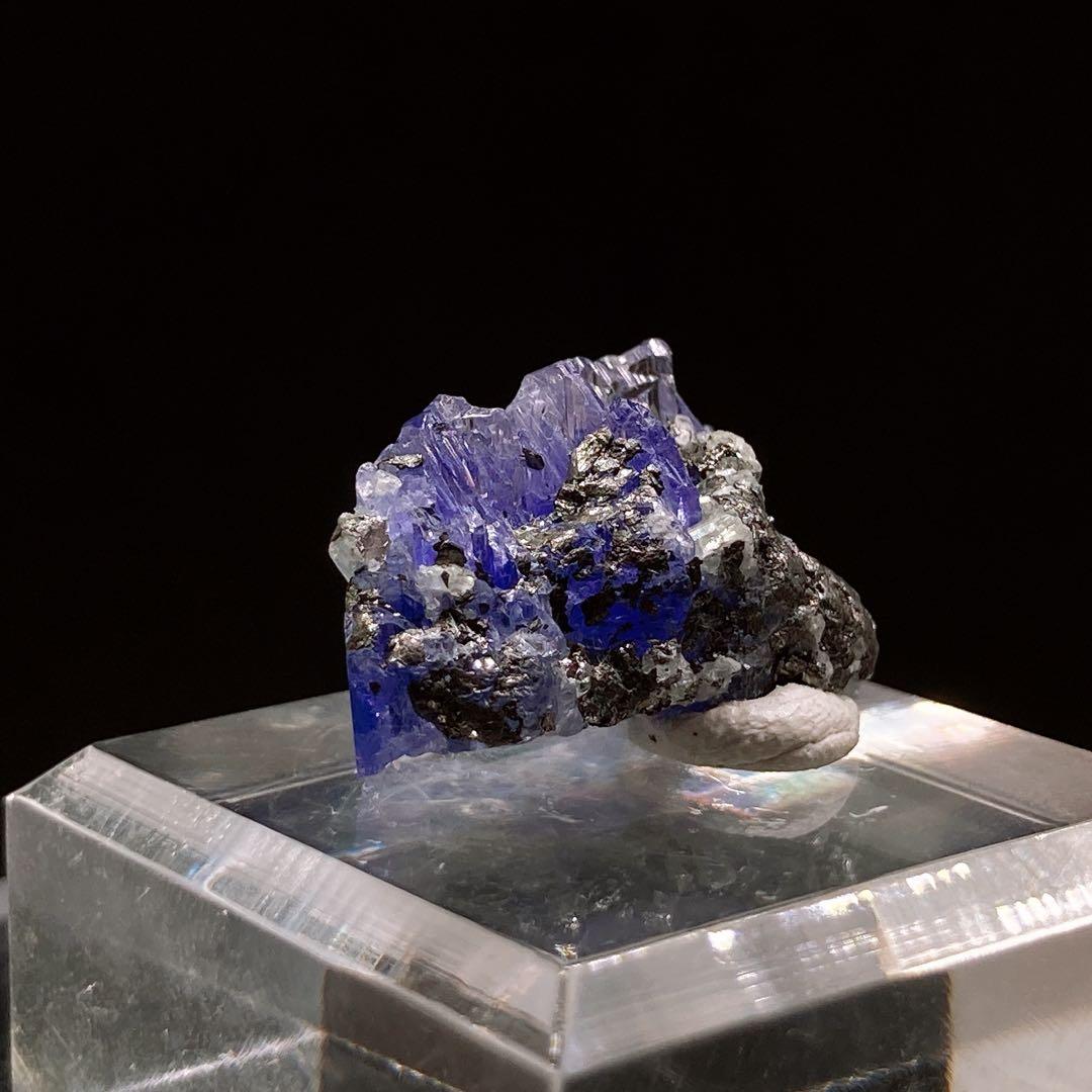 タンザナイト　原石　鉱物標本　天然石　98