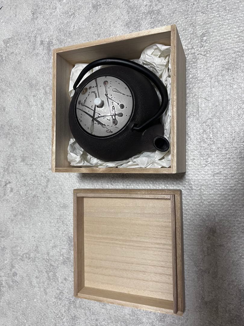 【新品未使用】橘吉 鉄瓶 雪の花