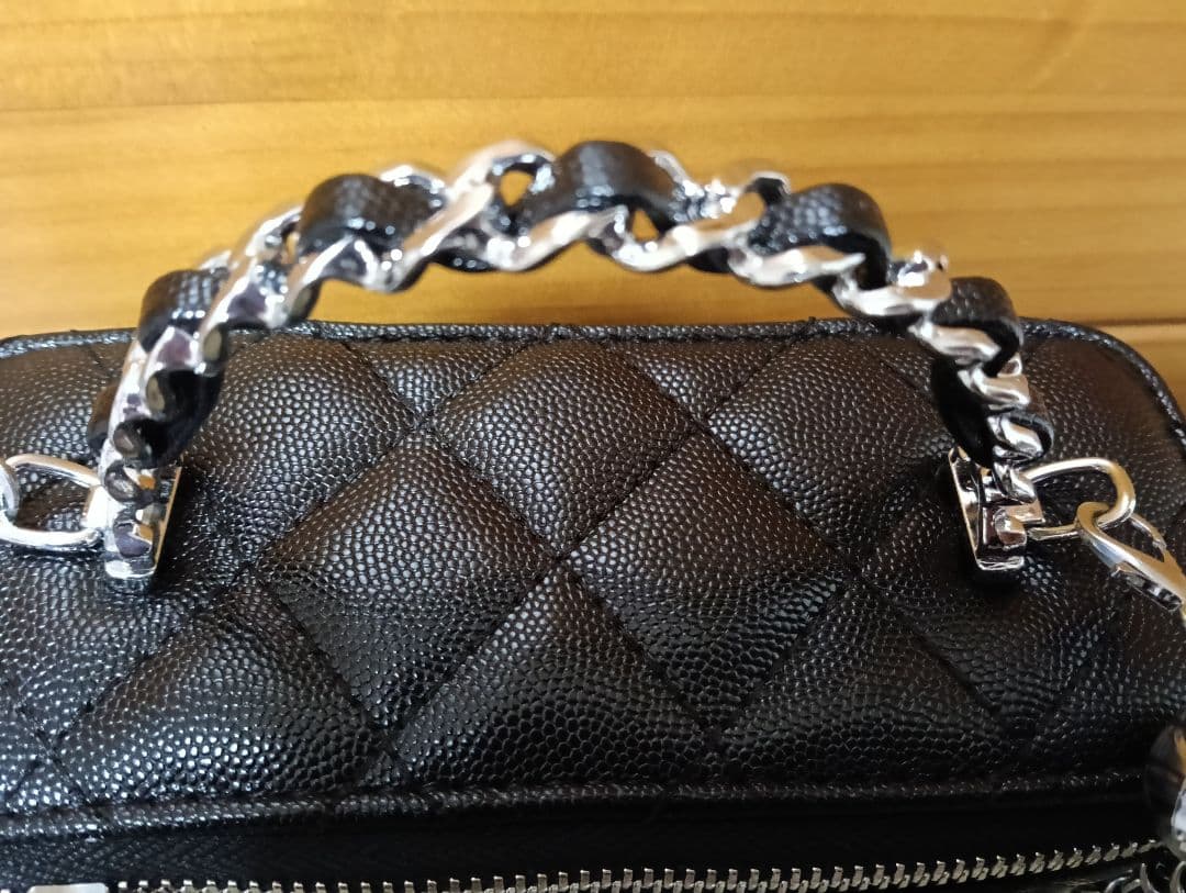 CHANEL　 ノベルティ ブラック キルティング バッグ