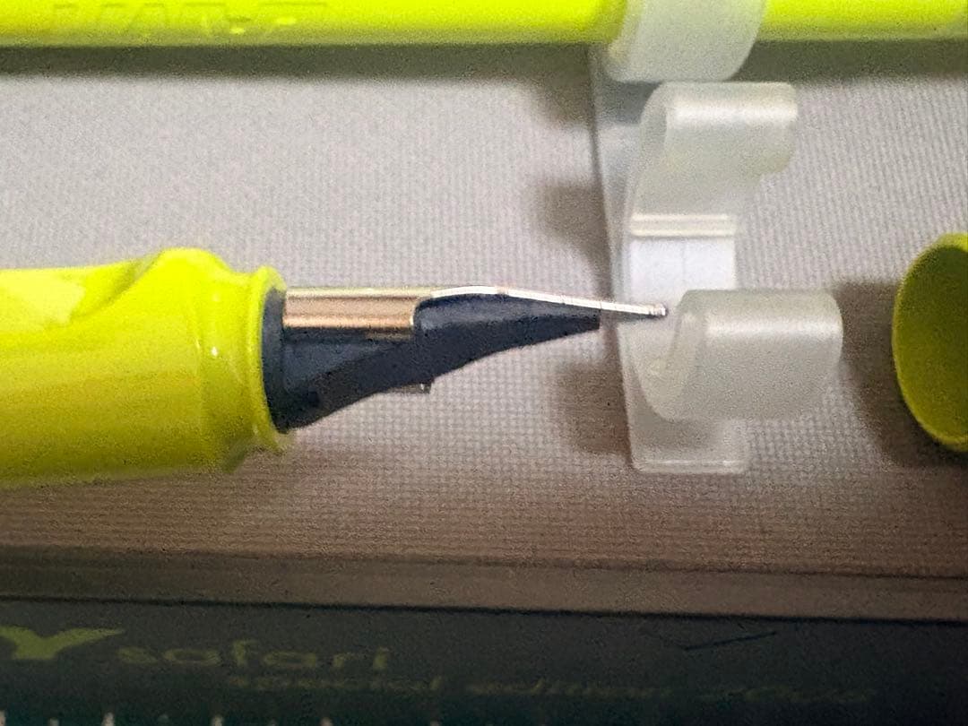 【匿名配送】LAMY Safari 万年筆・ボールペンセット2008年特別版