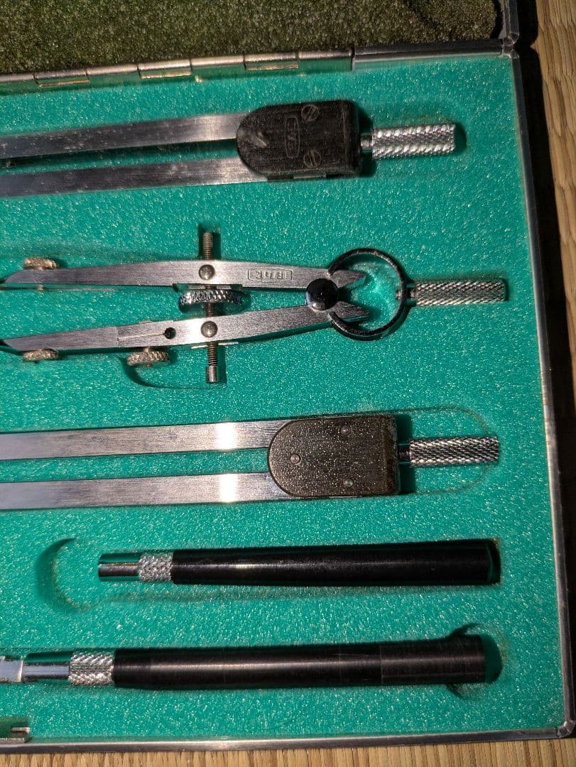 コクヨ製図器セット