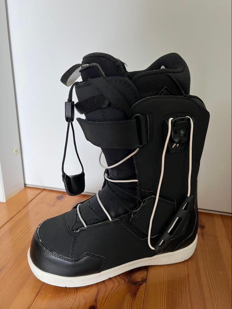 DEELUXE TEAM ID LARA 23.5センチ