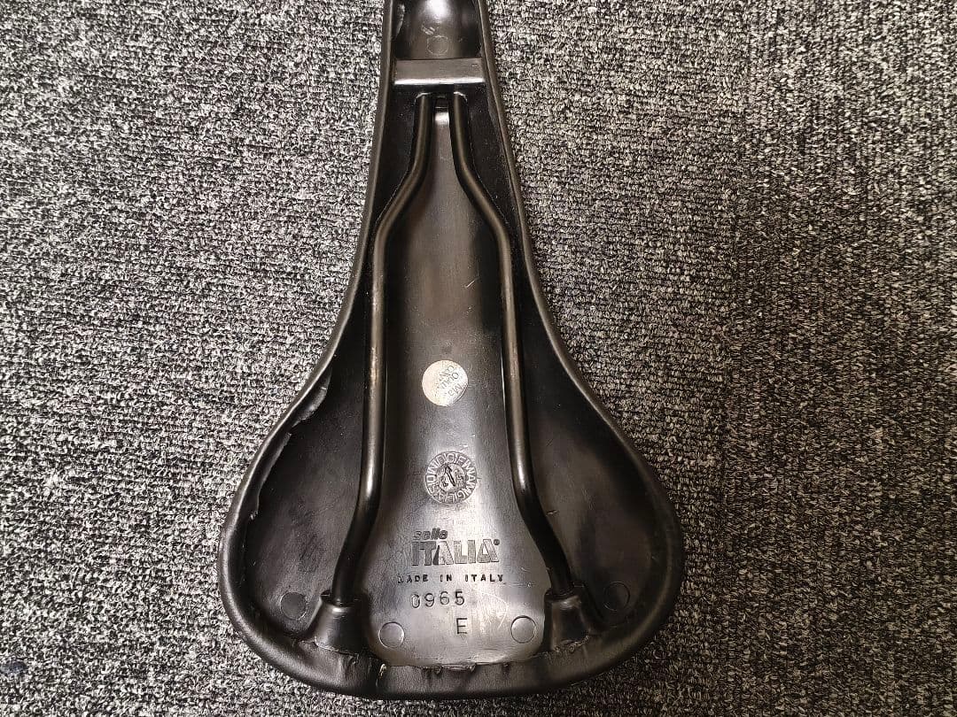 SELLE ITALIA TURBO 1980 ブラック